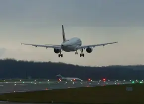 EE.UU. amenaza con rechazar vuelos de México por incumplimiento de acuerdo aéreo