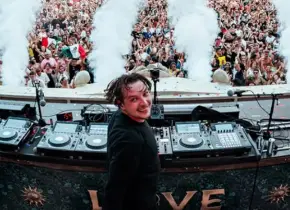 ¡Vive Tomorrowland 2024 totalmente GRATIS desde casa!