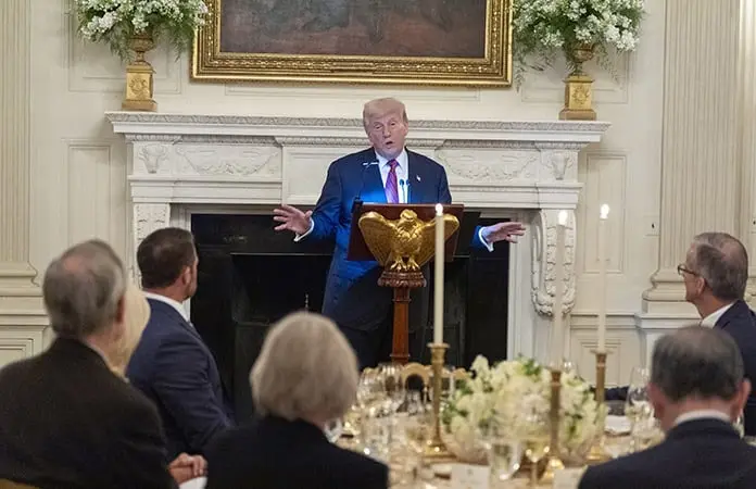 D. Trump demanda al WSJ