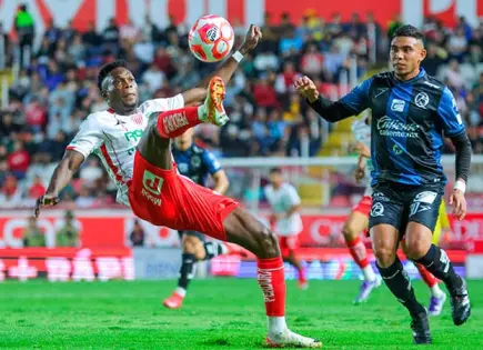 Los Rayos electrocutan a Gallos Blancos