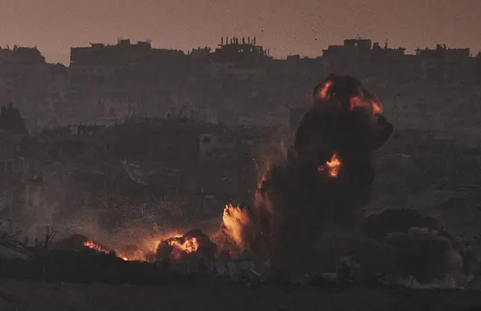 Patriarcas llevan a Gaza ayuda humanitaria