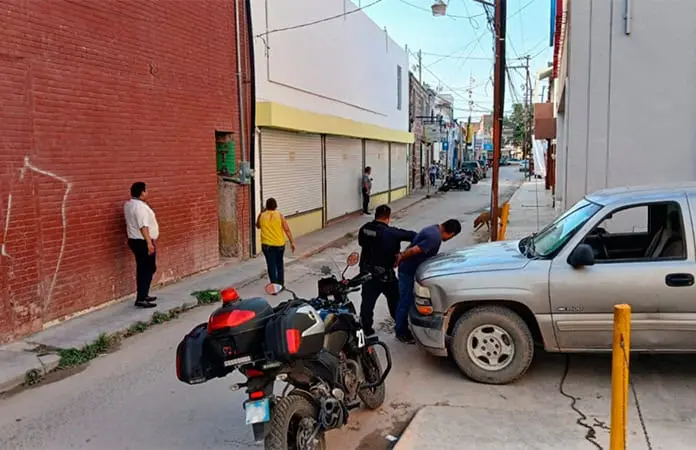 Detiene policía a ebrios peleoneros