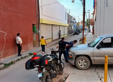 Detiene policía a ebrios peleoneros
