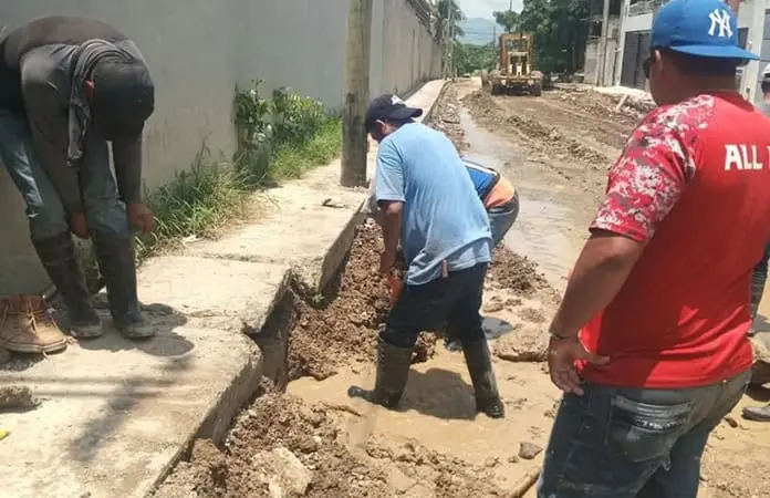 Solo promesas de arreglo de calle