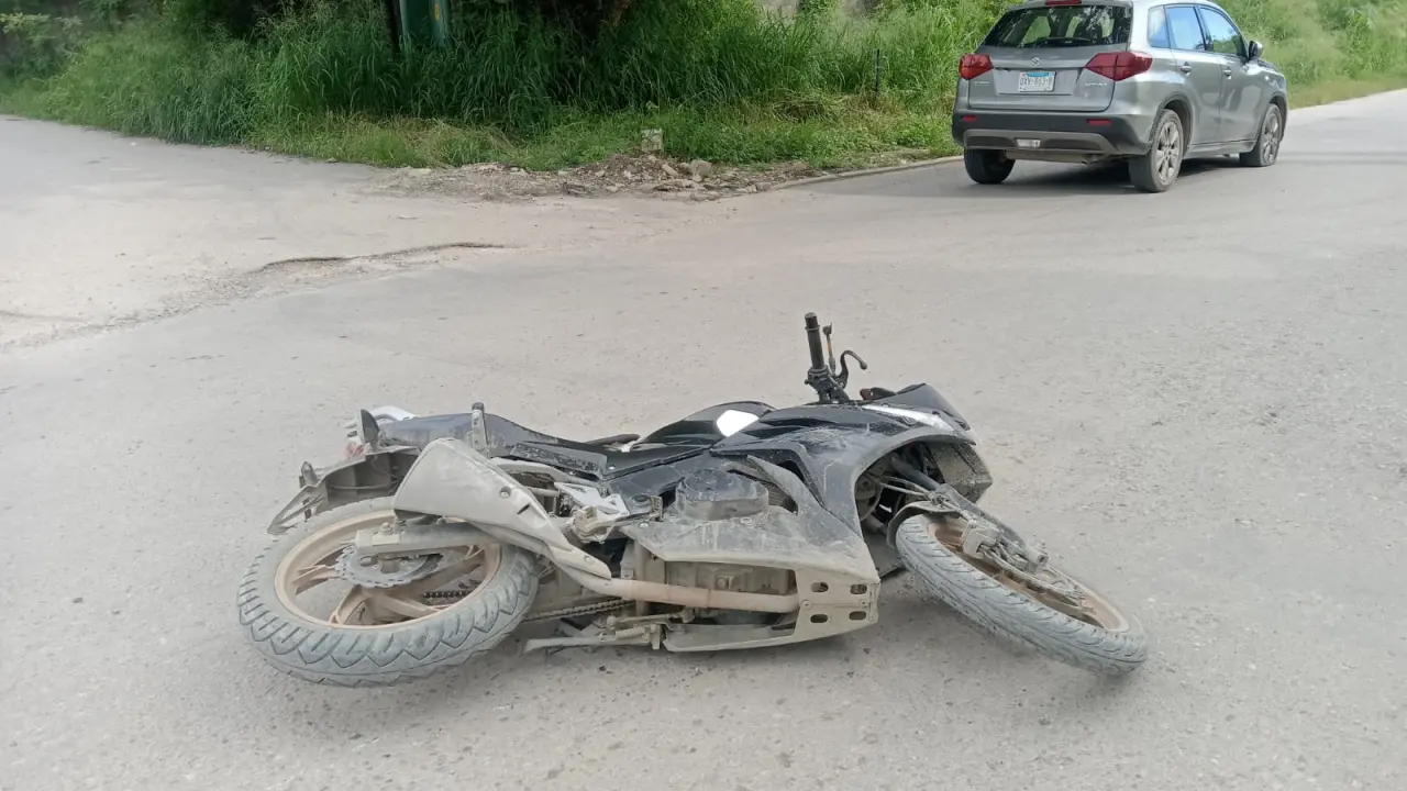 Se accidentan dos motociclistas en diferentes sectores de Ciudad Valles; uno queda inconsciente