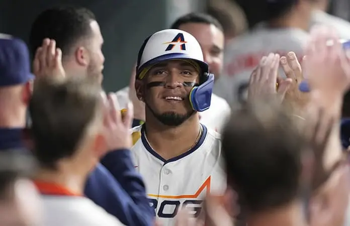 Colocan a Paredes en la lista de lesionados