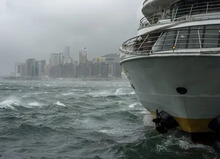 El tifón Wipha pega en costas de Asia