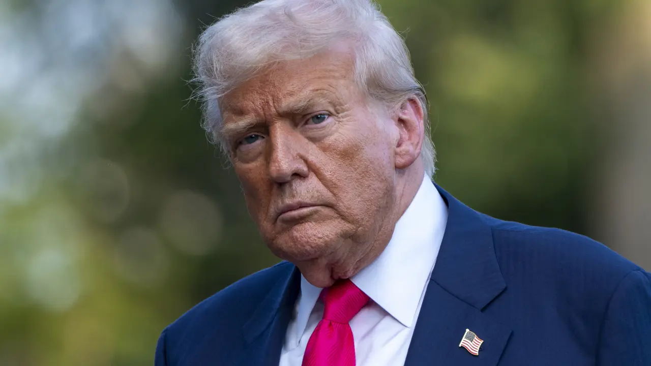 Trump anuncia acuerdo comercial con Japón que incluye aranceles del 15%