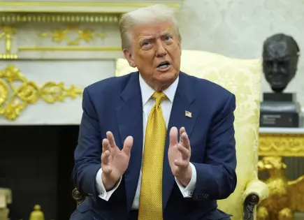 Informe del director de inteligencia despierta polémica en acusaciones de Trump