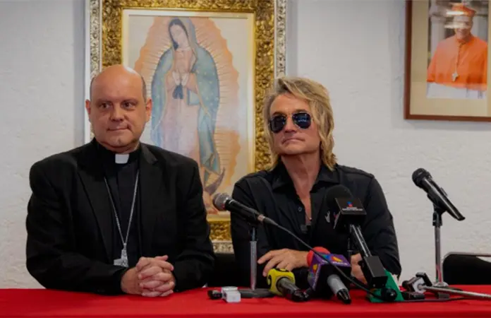 Nacho Cano y elenco de Malinche cantan a la Virgen de Guadalupe en Basílica