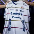 ADSL presentó su nueva jersey