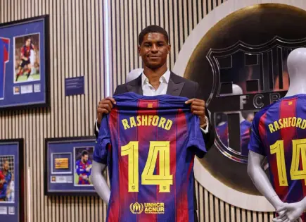 Barcelona refuerza su ataque con la llegada de Marcus Rashford