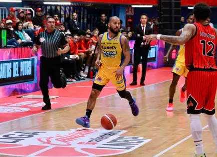 Celestiales visitan a los Diablos Rojos