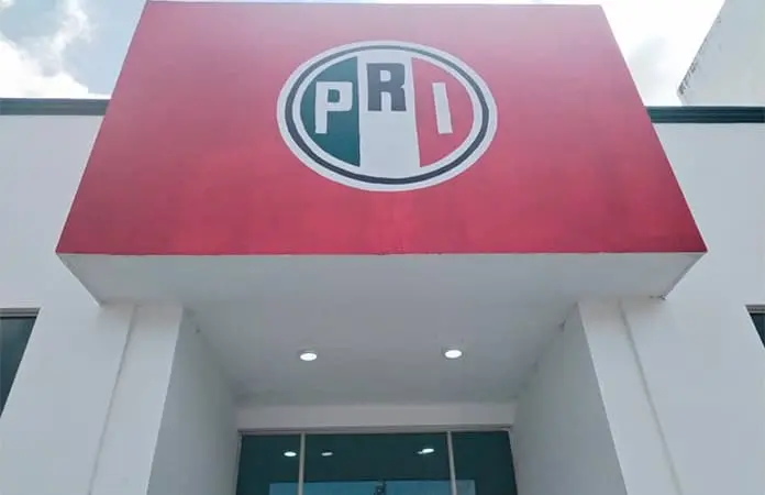 Desafían priistas denuncia contra construcción de sede