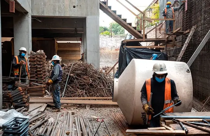 Economía, en riesgo de estancarse: Coparmex