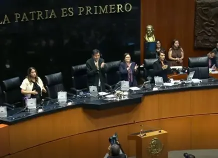 Video | Senado mexicano rinde homenaje a Ozzy Osbourne