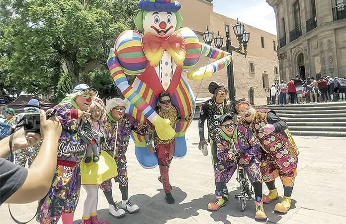 Carnaval Latino de Payasos