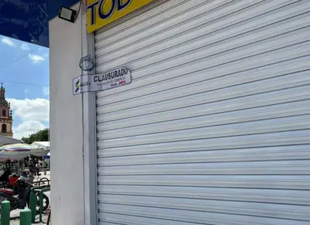 Clausuran negocio que operaba sin licencias en Soledad