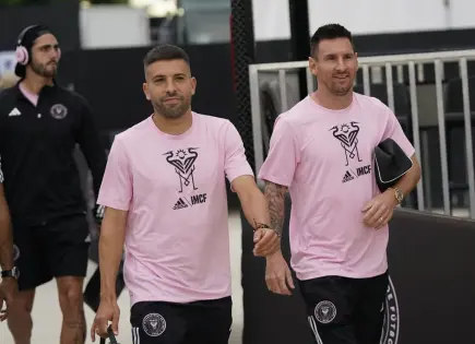 MLS suspende a Messi y Alba por ausencia en Juego de Estrellas