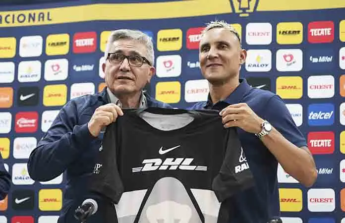 Pumas presenta a Keylor Navas