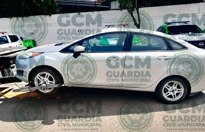 Recuperan un autómovil hurtado, en colonia Azáleas