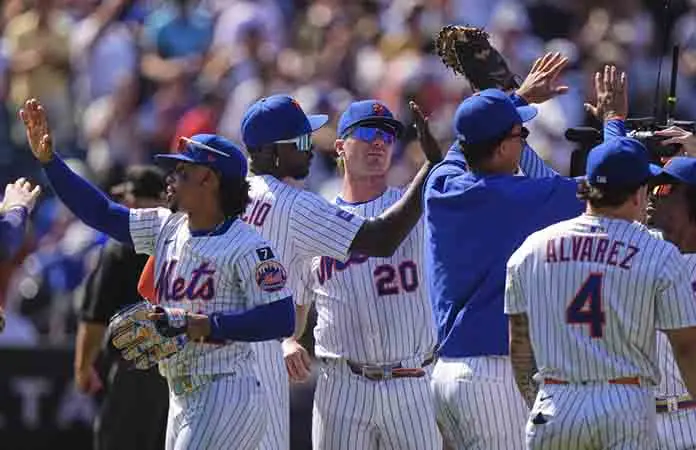 Refuerzan los Mets su bullpen con Soto