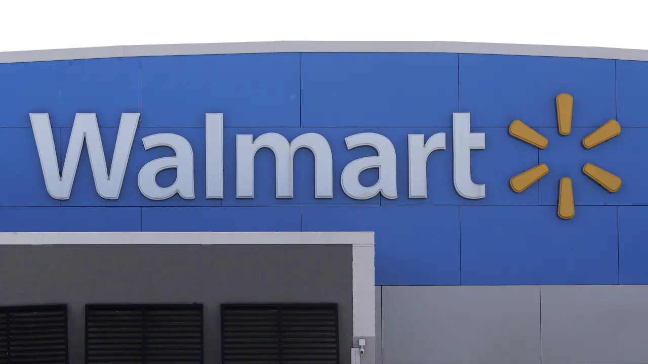 Varias personas apuñaladas en Walmart de Traverse City