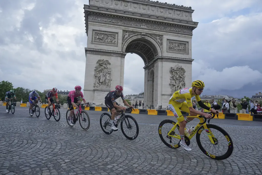 Tadej Pogacar Gana su Cuarto Tour de Francia