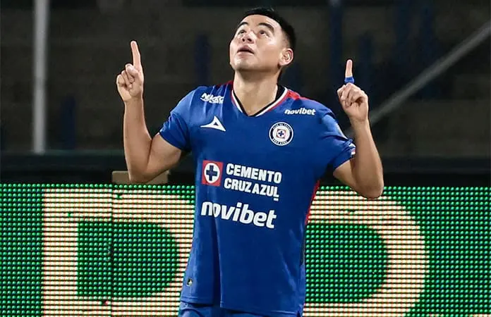 Cruz Azul golea; calla el rugido del León