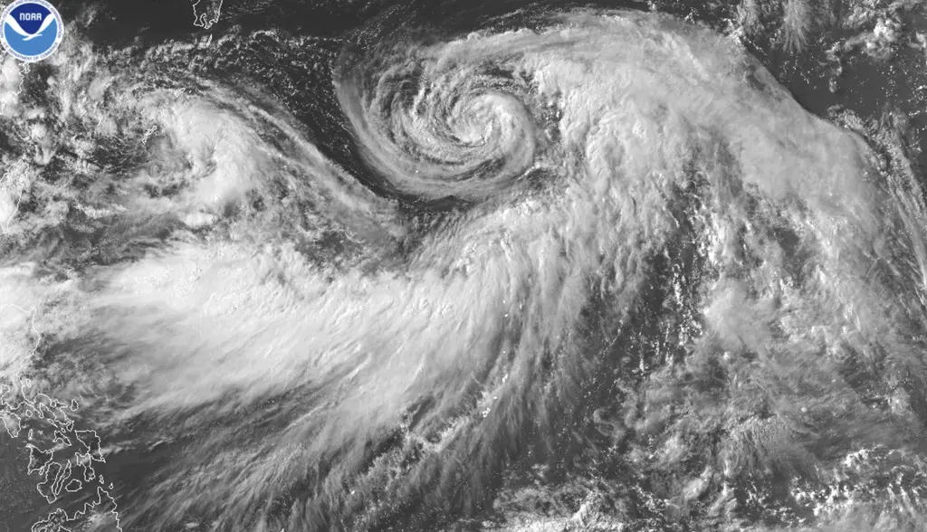 Prevén condiciones secas y ventosas en Hawai por huracán Iona