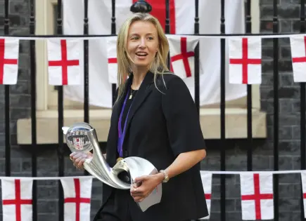 Inglaterra celebra el triunfo de las Leonas en la Eurocopa 2025