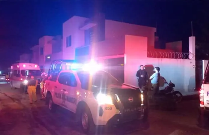 Hombre se suicida en su casa