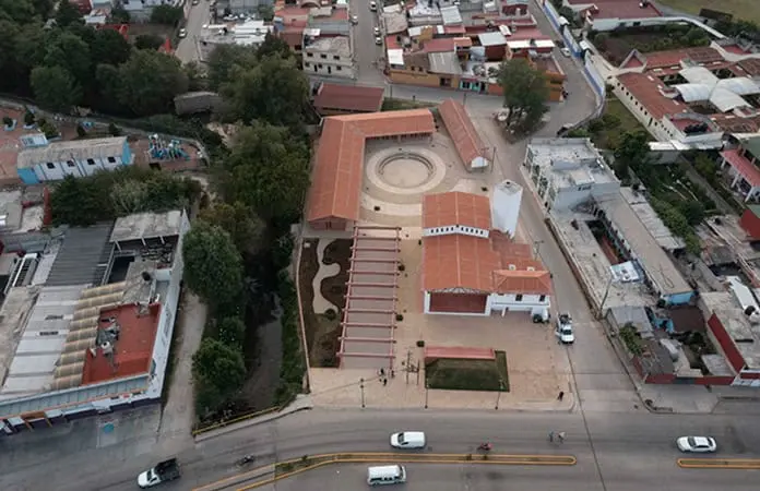 Llaman al Interapas, revisar drenajes en Av. R. B. Anaya