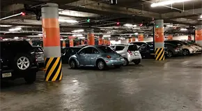 Proponen dos horas de estacionamiento gratis en plazas comerciales