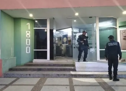 Intentan robo en cajero de oficinas del SNTE