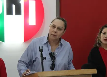 Se deslinda el tricolor de exfuncionarios