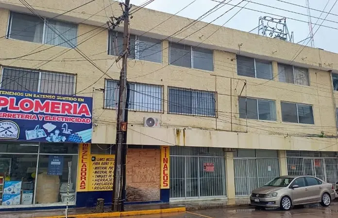 Busca Alcaldía edificio para varias oficinas