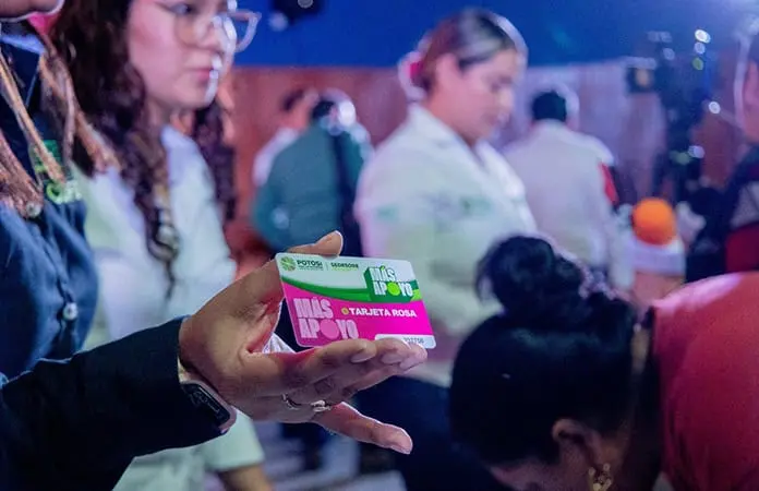 La Sedesore entrega tarjetas Rosa a mujeres