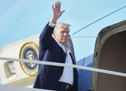 Trump firma decreto y sube aranceles a más de 60 países