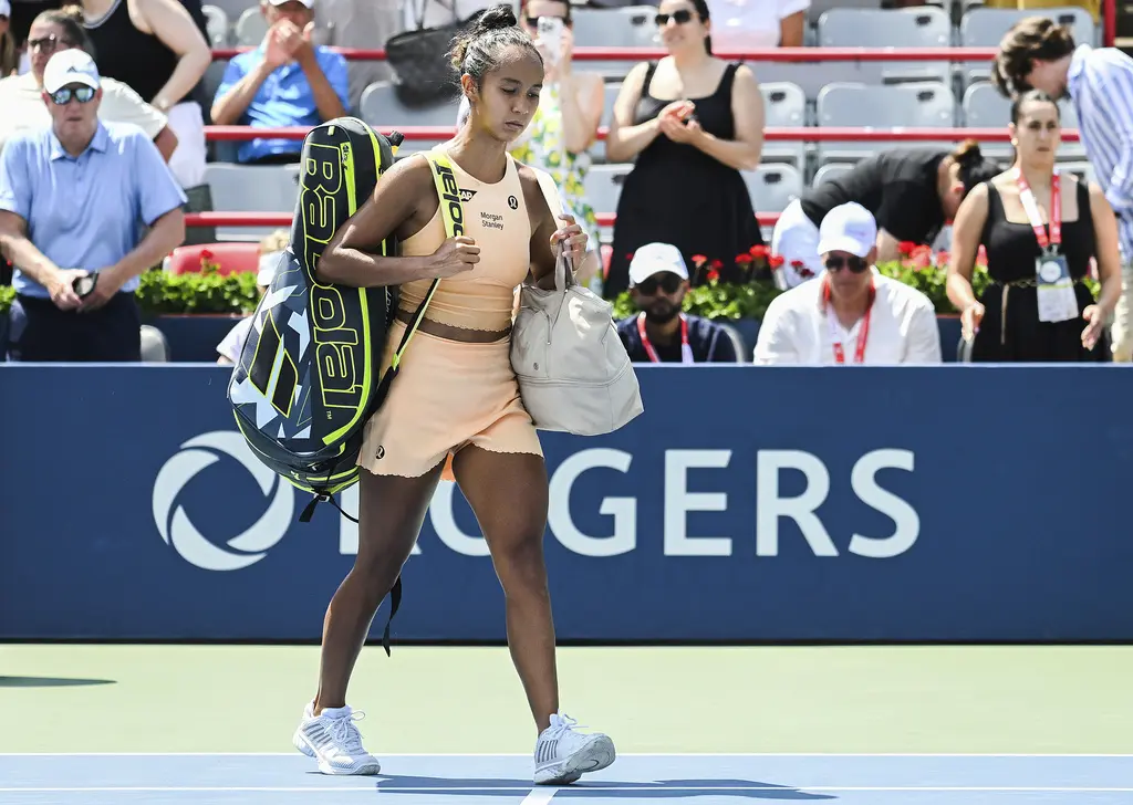 Leylah Fernandez molesta por programación del Abierto de Montreal
