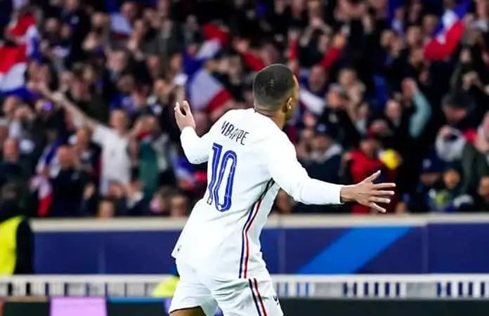 Mbappé ya es el ‘10’ del Real Madrid