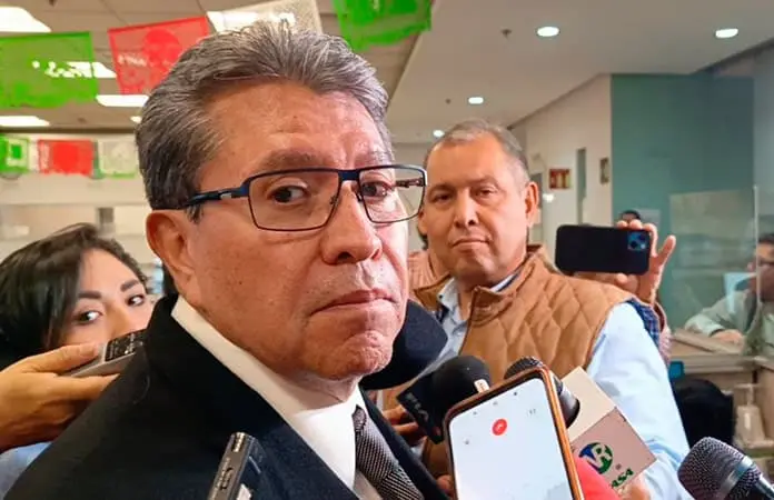 Rechaza R. Monreal eliminar plurinominales