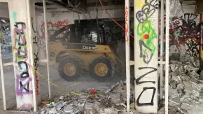 Video | Inician limpieza de casona abandonada en Carranza