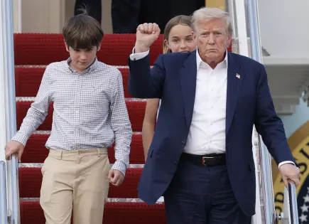 Trump impone aranceles a India por compras de petróleo a Rusia