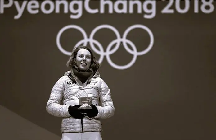 Campeona olímpica muere en accidente