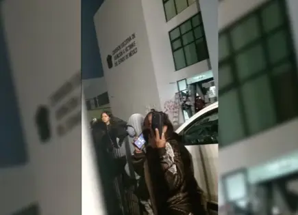 Toman instalaciones de CEAVEM en Edomex; acusan amenazas entre víctimas