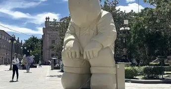 Mafalda y Timoteo llegan a SLP en un conjunto escultórico
