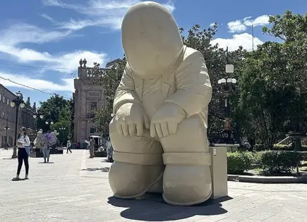 Mafalda y Timoteo llegan a SLP en un conjunto escultórico