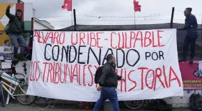 Álvaro Uribe condenado a 12 años de prisión domiciliaria