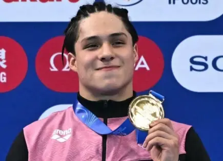 Osmar Olvera rompe hegemonía china y se corona campeón